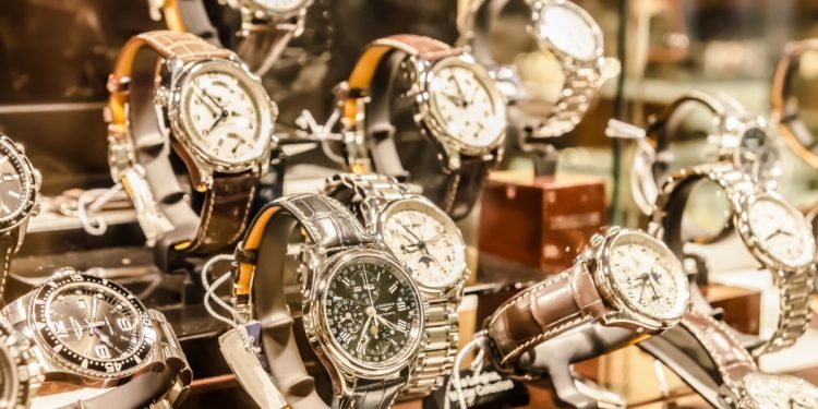 When Buying your 1st Luxury Watch Remember 5 Tips!