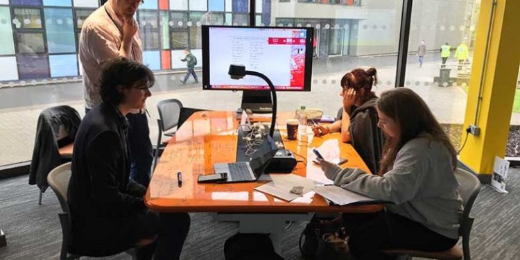 How Has the Internet Transformed the Educational System in the United States?