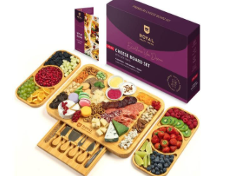 Methods for maintaining the cleanliness of a cheese board