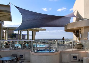 How to Choose a Shade Sail for Your Area