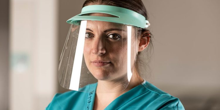 Scrubs, The Fashion Arsenal Of The Frontlines