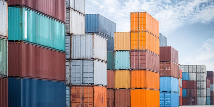 4 Reasons Why We Use Shipping Containers For Trade