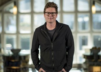 INTERVIEW WITH BIZ STONE ABOUT FUTURE POSITIVE, AN INVESTMENT FIRM HE FOUNDED IN 2019 WITH FRED BLACKFORD TO FOCUS ON INVESTMENTS THAT CAN BE HELD FOR DECADES (DAVE LEE/FINANCIAL TIMES)