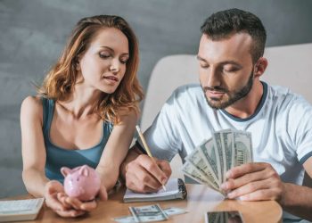 9 Ways To Control Your Finances