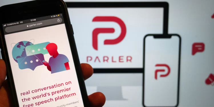 AUDIO AND CHAT LOGS OF WALKIE-TALKIE APP ZELLO REVEAL SOME CAPITOL RIOTERS COMMUNICATED VIA THE APP; ZELLO SAYS IT HAS NOW DELETED 2K+ MILITIA-RELATED CHANNELS (THE GUARDIAN)