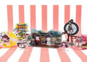 Choosing the Right Material for Acrylic Standees on Vograce