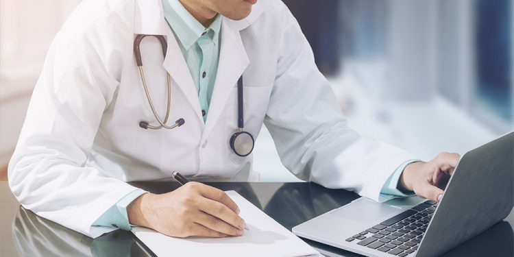 4 Ways Medical Transcription Improves Patient Documentation