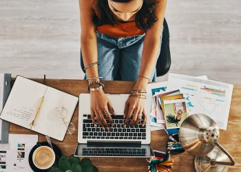 9 Habits to Help You Build a Personal Brand Identity