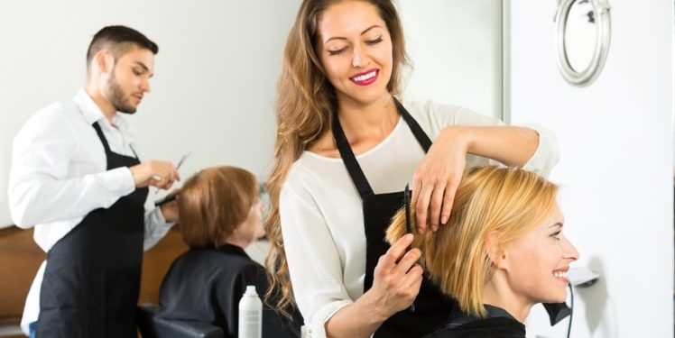 5 Reasons Why Your Salon Needs a Salon Booking Software