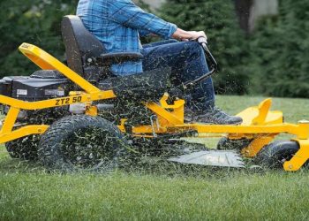 7 Lawn Mowing Tips Every Homeowner Should Know