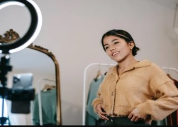 Why You Should Work with Local Influencers to Promote a Local Brand