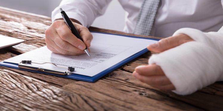 When Does Workers’ Comp Start Paying? 