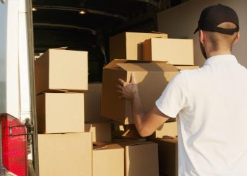 Expert Tips for Choosing the Right Mover