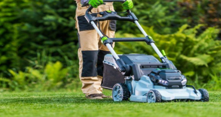 7 Benefits of Electric Lawn Mowers