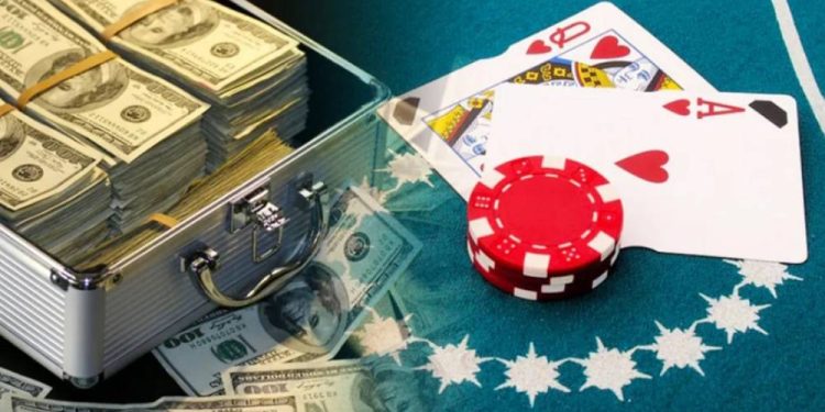 Learning How to Manage Your Bankroll at an Online Gambling Toto Site
