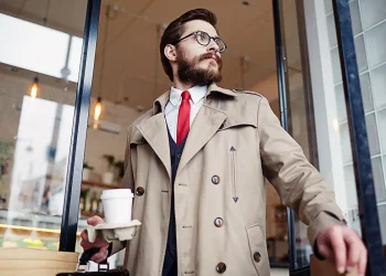 A Guide to Choosing the Perfect Trench Coat