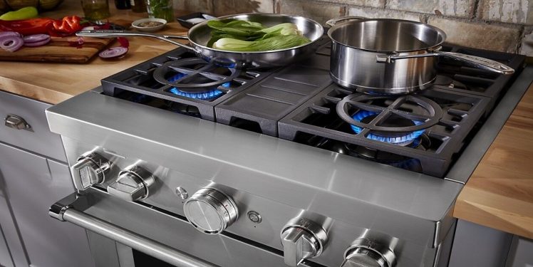 The Advantages and Benefits of Using an Electric Oven