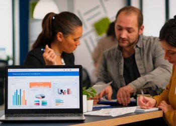 Unlocking Online Education for Coaches: Strategies to Boost Your Coaching Performance