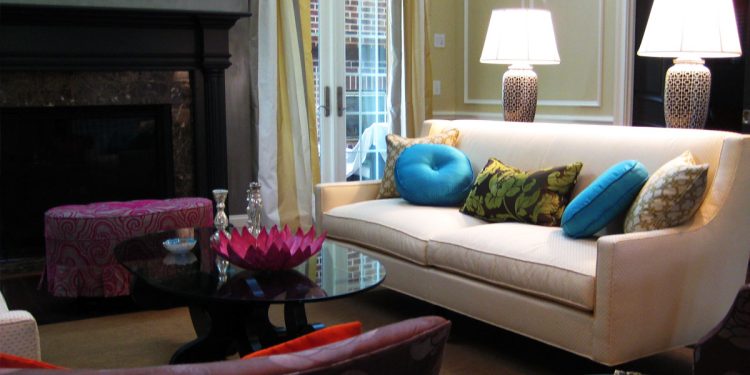 Add Flair & Fervour To Your Home With Hollywood Regency Lighting