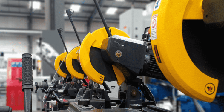 Factors to Look into When Buying a Circular Saw Machine