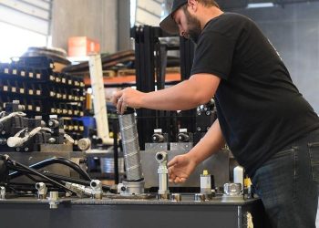 Factors that one should focus on when buying a Hydraulic Machine