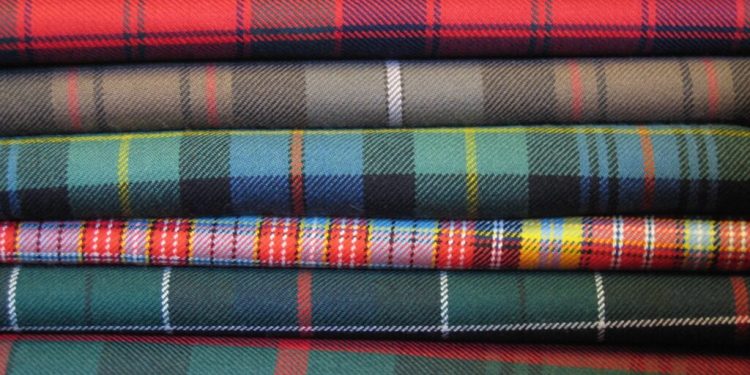 “Plaid Stock: A Trendy Fabric Choice”