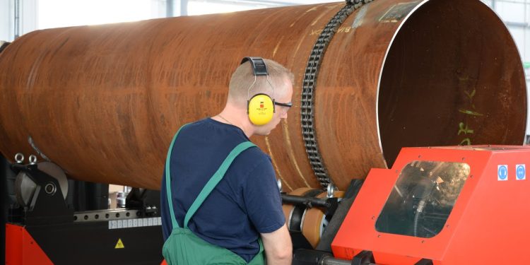 All You Need To Know About Pipe Threading Machines