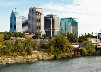 “Navigating Sacramento Business Licensing”