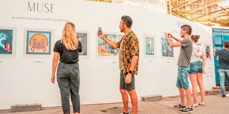 WHY SHOULD I BUY VICKI DAVIDSON GIFT CARDS?