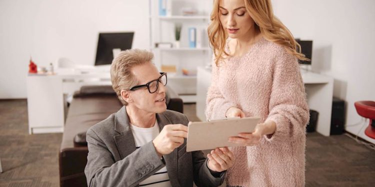 Do you have what it takes to be a good manager? (Questions to Ask Yourself)