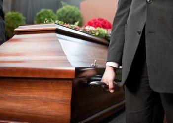 Saving Money Without Compromising Dignity: How Casket Depot Vancouver is Revolutionizing Funeral Services