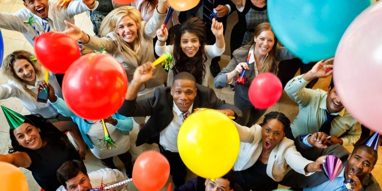 A Beginner’s Guide to Corporate Event Entertainment: Ideas and Advice