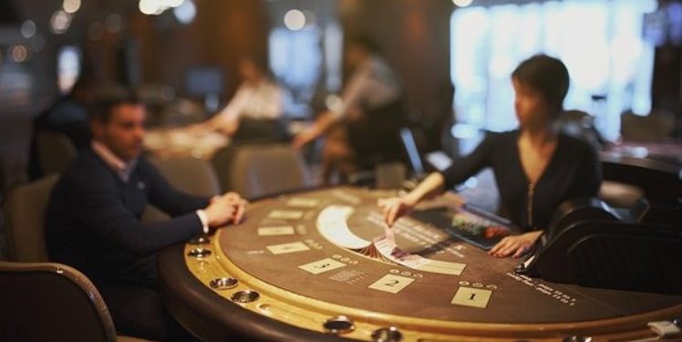 The Best Live Dealer Casinos of 2023-Enjoy Real Life Gaming Experiences