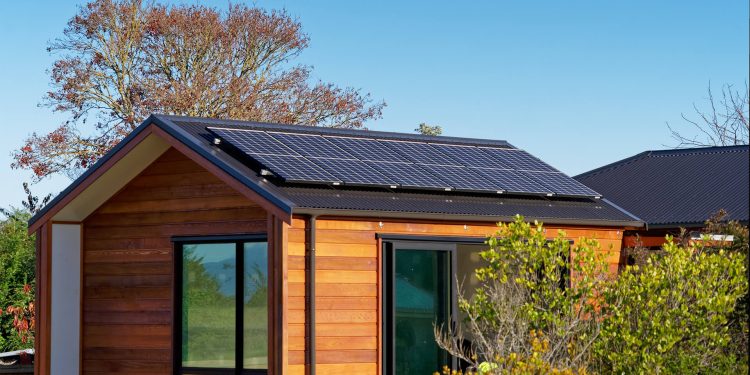 How to Take Your Home Off the Grid in 2023