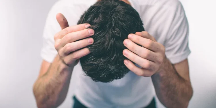 How to get rid of dandruff naturally