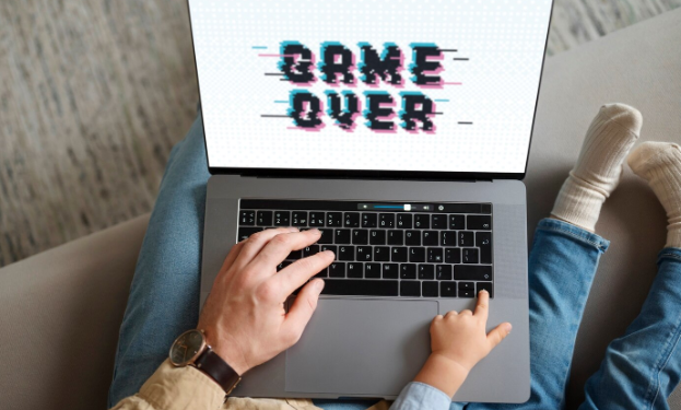 Balancing Act: Managing Screen Time and Well-being in Gaming Culture
