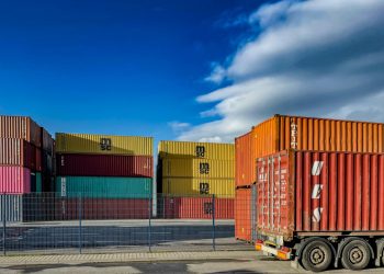 Navigating the Complexities of Oversized Freight Shipping