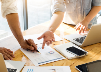 Unlocking Consumer Insights: 4 Market Research Tips for Success