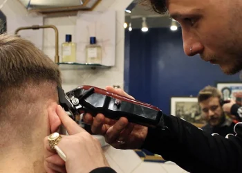 Finding the Right Barber Shop Near Me for Personalized Haircuts