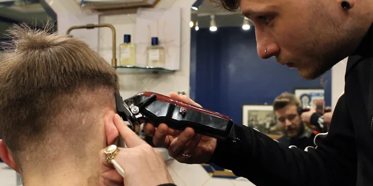 Finding the Right Barber Shop Near Me for Personalized Haircuts