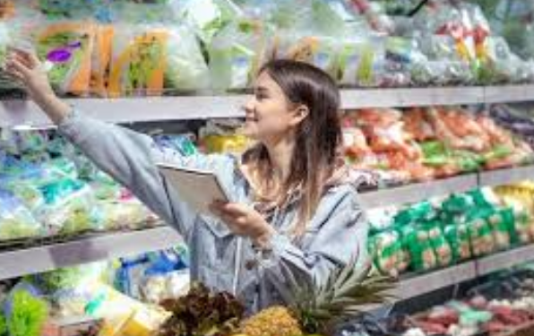 Why Partnering with a Trusted Dry Goods Distributor Is Essential for Your Business