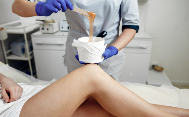 About Hard Wax: What Is It and How to Use It?