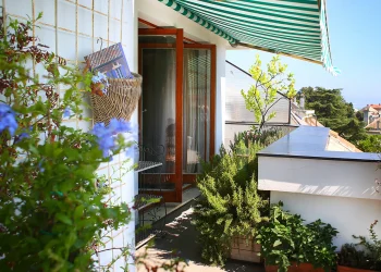 Beat The Heat & Rain: Awning Solutions For Homes In The Tropical Countries