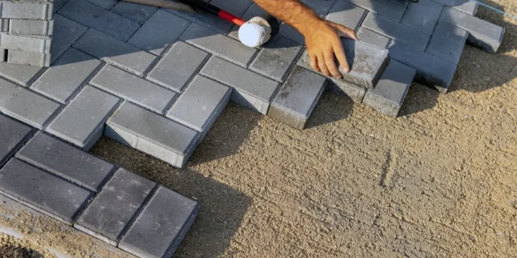 Common Mistakes to Avoid During Flagstone Installation